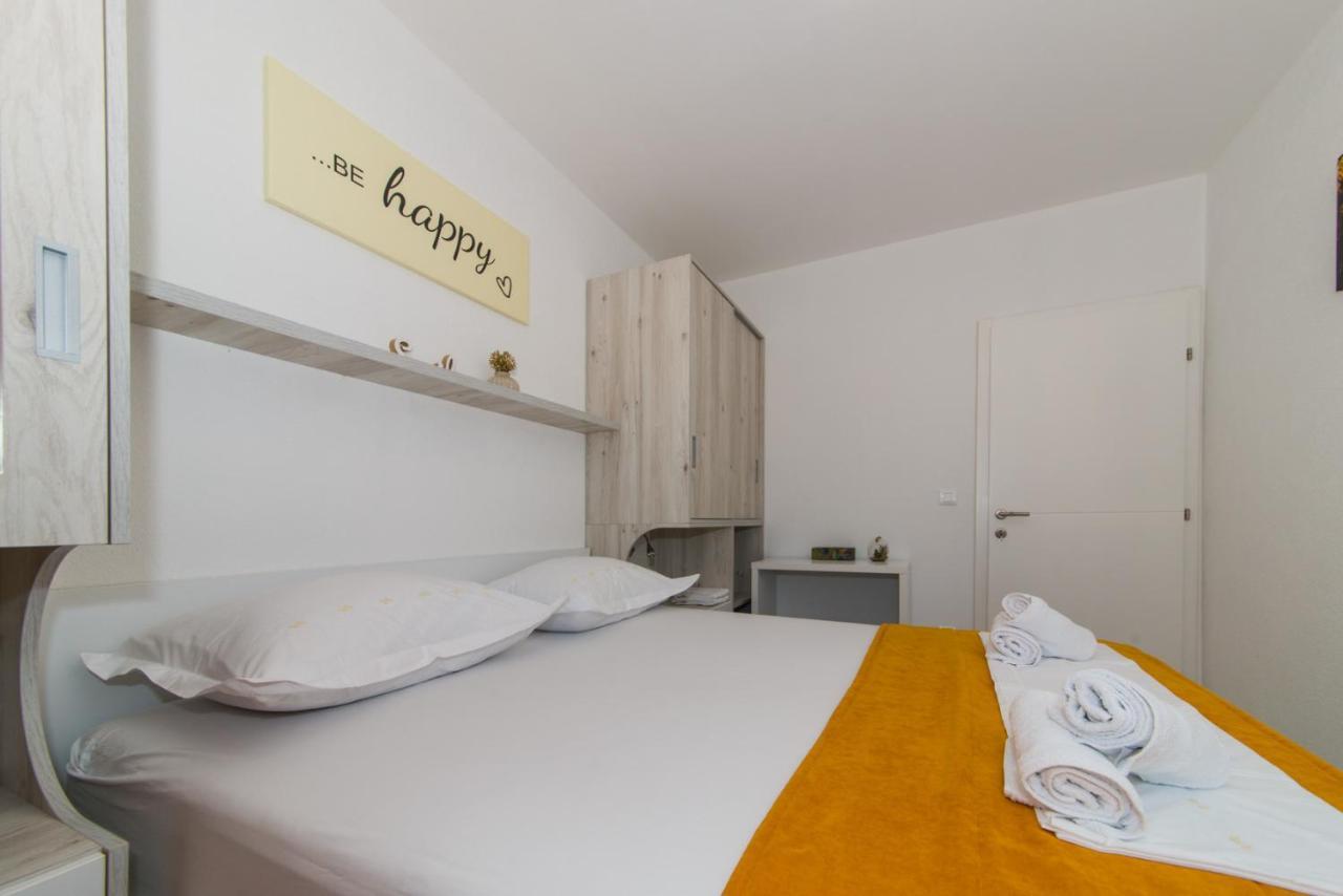 Apartmani Spiline Baška Voda Exterior foto